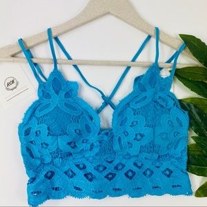🆕 Turquoise Juliana Crochet Scallop Lace Bralette